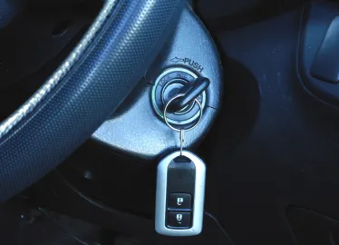 子どもと荷物を車内に残したままロック（ホンダ・フリード）