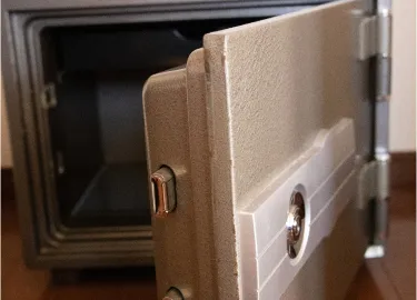 金庫の鍵を紛失してしまった！（シリンダー式金庫）